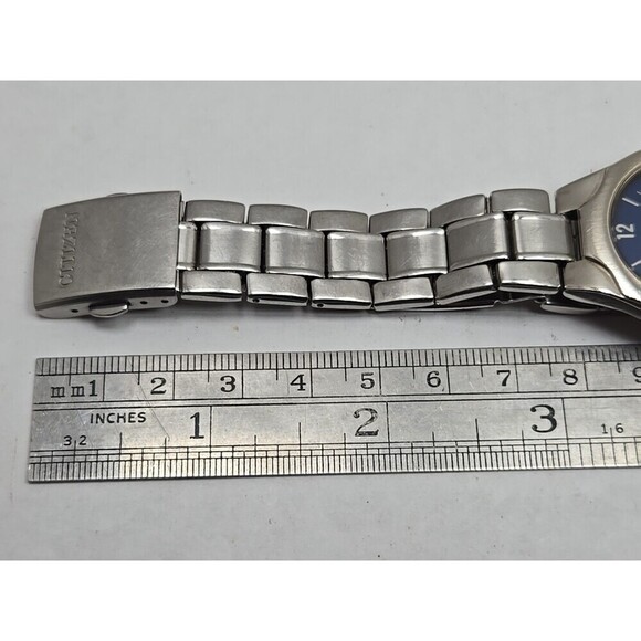 Citizen O.F. Action 2000 Quartz Watch Blue Dial Date Silver Tone New Battery SM main image 11